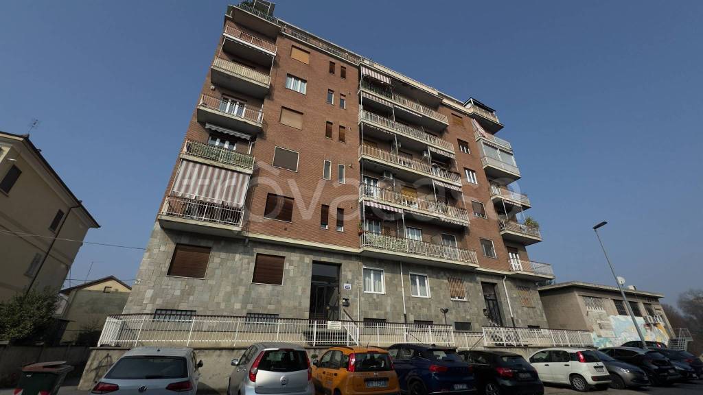 appartamento in vendita a Torino in zona Le Basse
