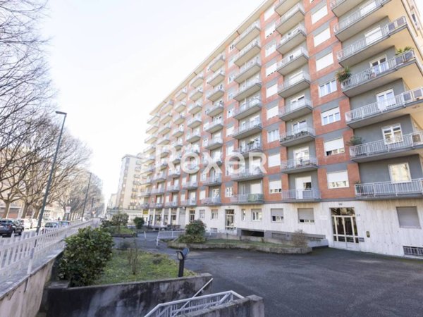 appartamento in vendita a Torino in zona Aurora