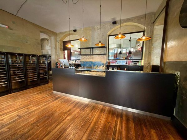 negozio in vendita a Torino in zona Vanchiglia