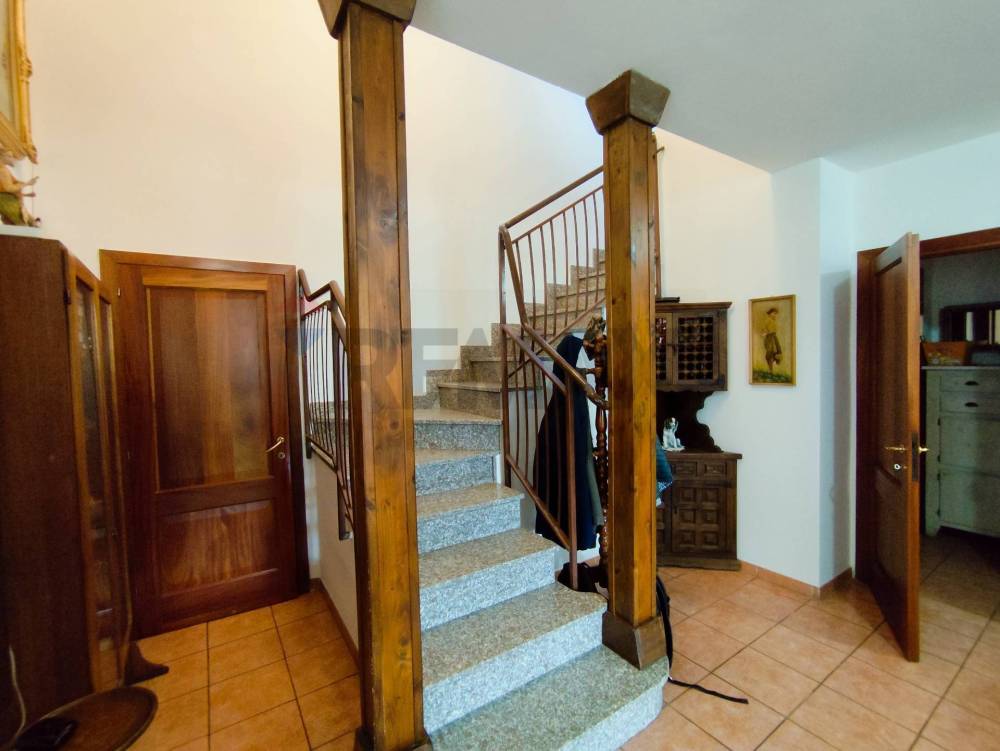 casa indipendente in vendita a Torino in zona Barca