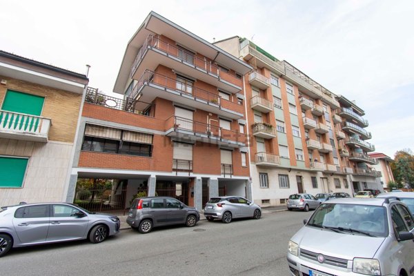 appartamento in vendita a Torino in zona Parella
