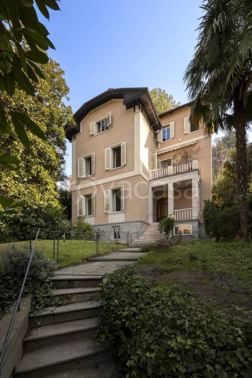 casa indipendente in vendita a Torino in zona Gran Madre