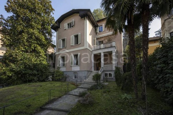 casa indipendente in vendita a Torino in zona Gran Madre
