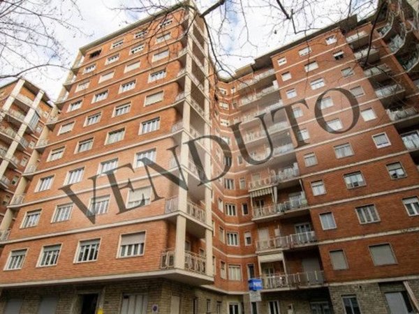 appartamento in vendita a Torino in zona Crocetta