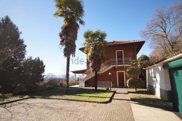 casa indipendente in vendita a Torino in zona Cavoretto
