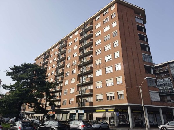 appartamento in vendita a Torino in zona Santa Rita
