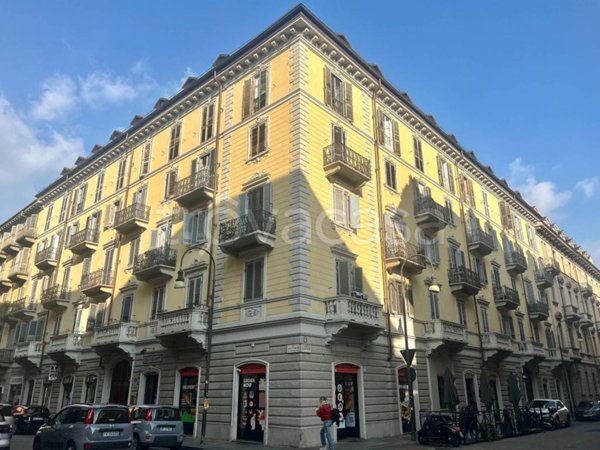 appartamento in vendita a Torino in zona Crocetta