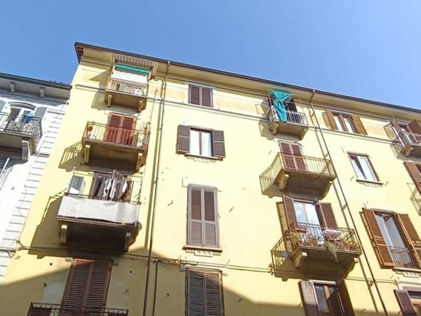 appartamento in vendita a Torino in zona Aurora