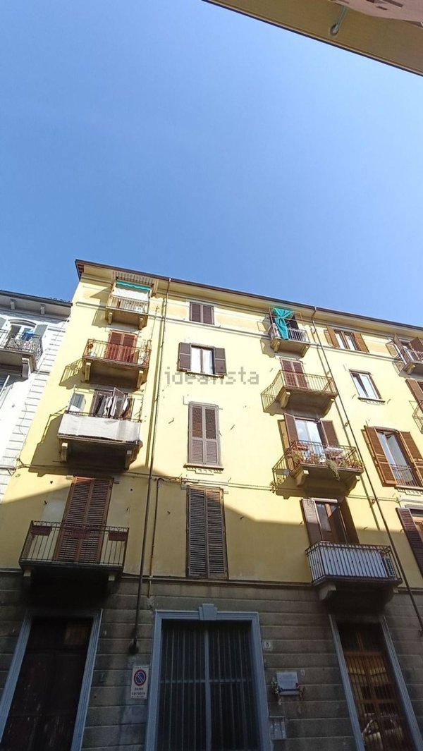 appartamento in vendita a Torino in zona Aurora