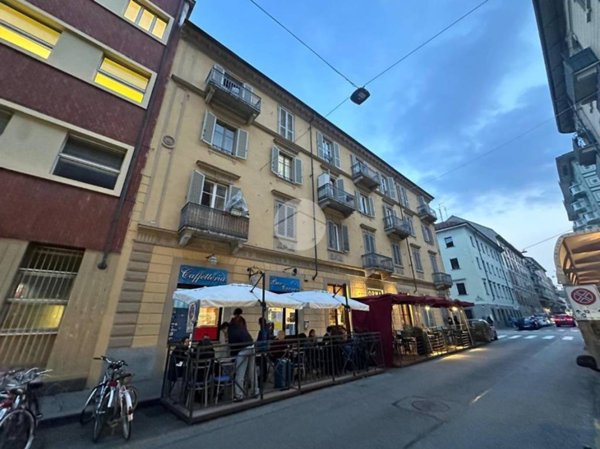 negozio in vendita a Torino in zona Vanchiglia