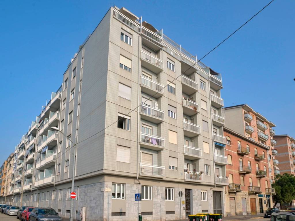 appartamento in vendita a Torino in zona Lingotto