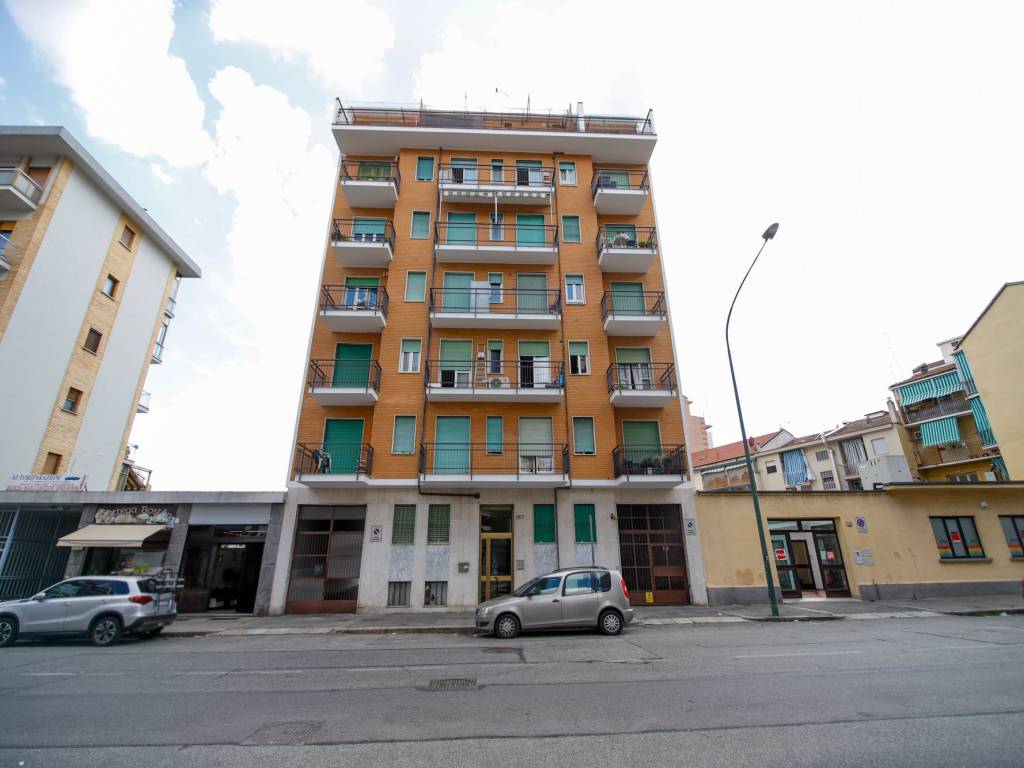 appartamento in vendita a Torino in zona Mirafiori Nord