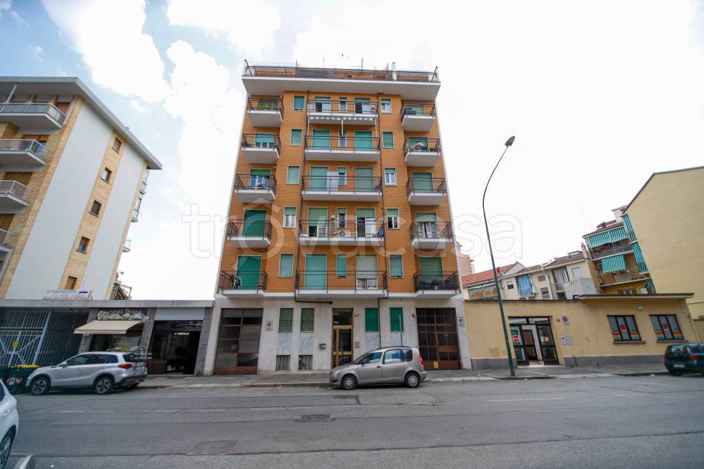 appartamento in vendita a Torino in zona Mirafiori Nord