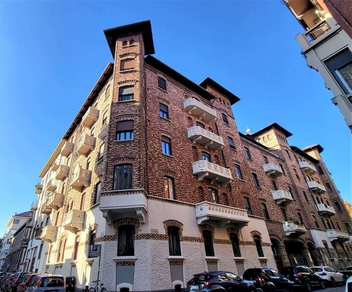 appartamento in vendita a Torino in zona Cit Turin