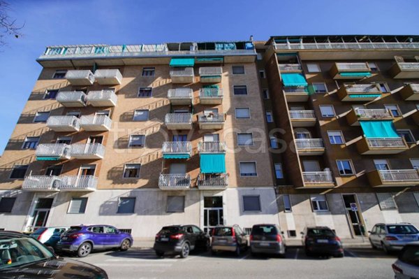 appartamento in vendita a Torino in zona Mirafiori Sud