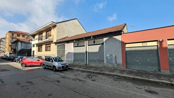 intera palazzina in vendita a Torino