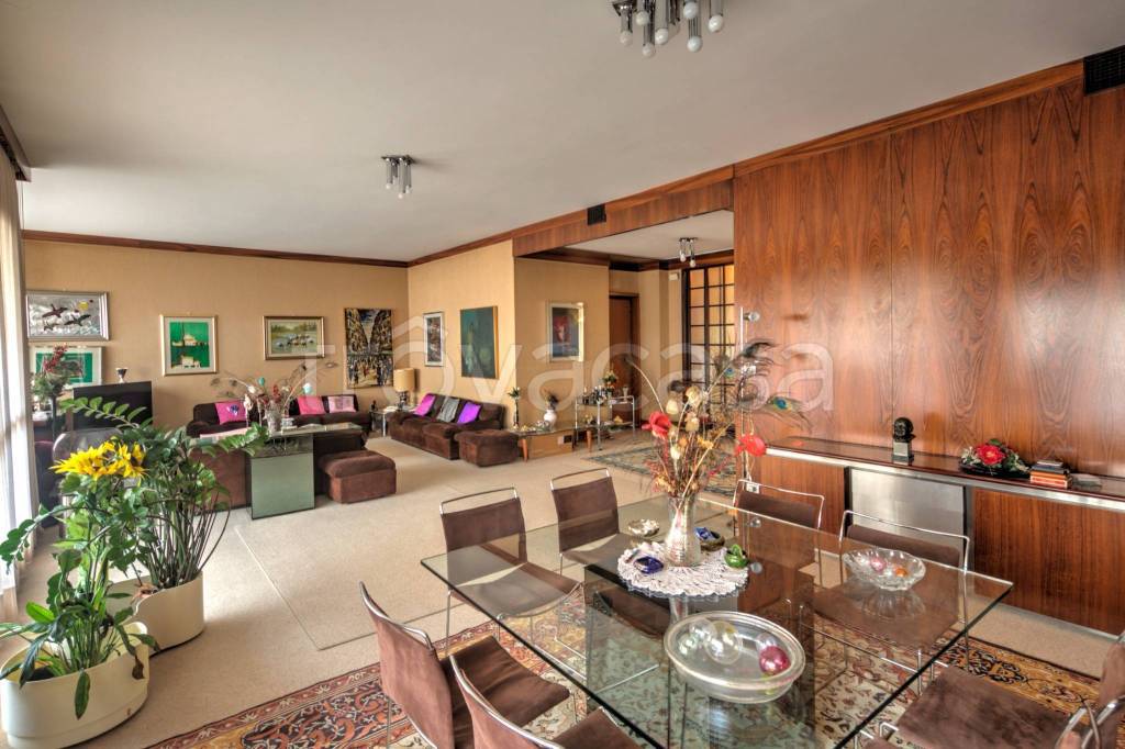 appartamento in vendita a Torino in zona Crocetta