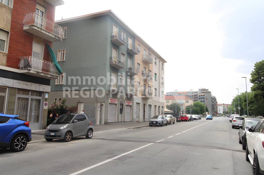 appartamento in vendita a Torino in zona Regio Parco