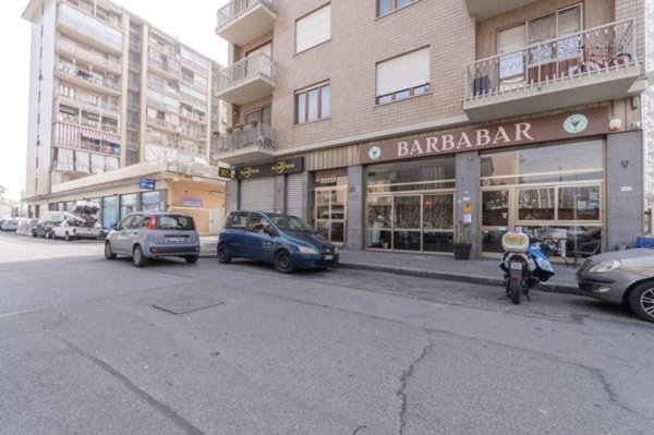 negozio in vendita a Torino in zona Madonna di Campagna