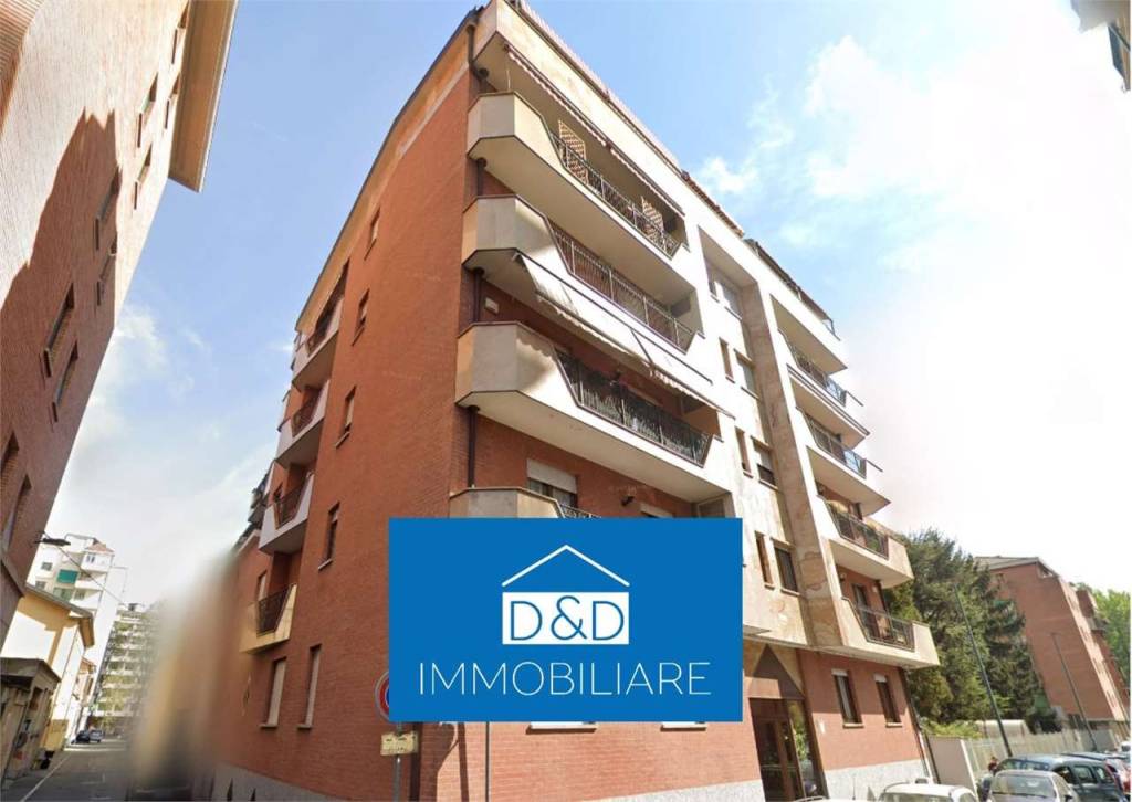 appartamento in vendita a Torino in zona Cit Turin