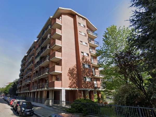 appartamento in vendita a Torino in zona Lingotto