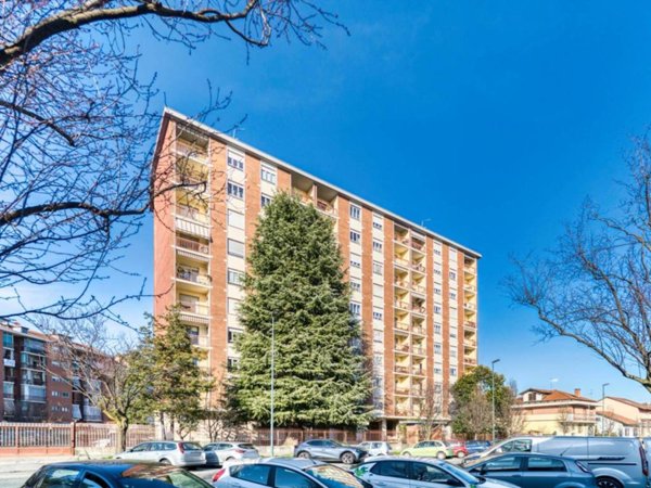 appartamento in vendita a Torino in zona Lucento