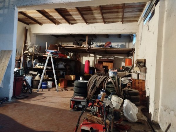 locale di sgombero in vendita a Torino in zona San Donato