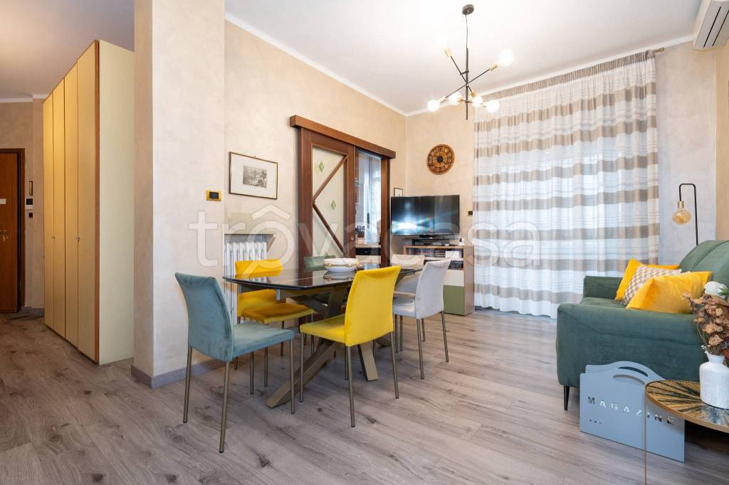 appartamento in vendita a Torino in zona Parella