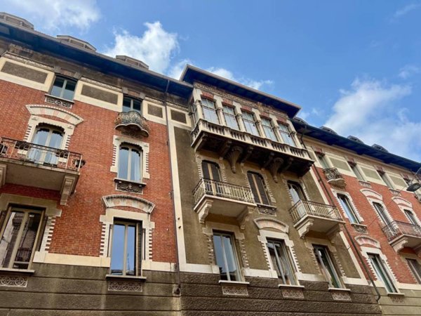 appartamento in vendita a Torino in zona San Salvario