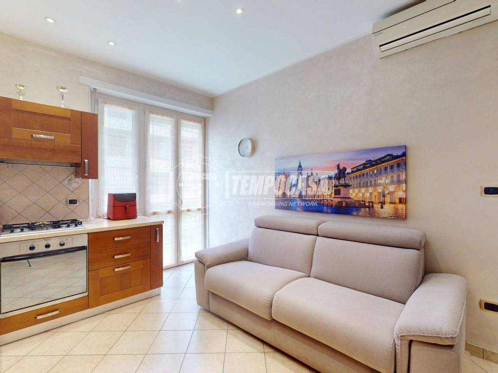 appartamento in vendita a Torino in zona Santa Rita