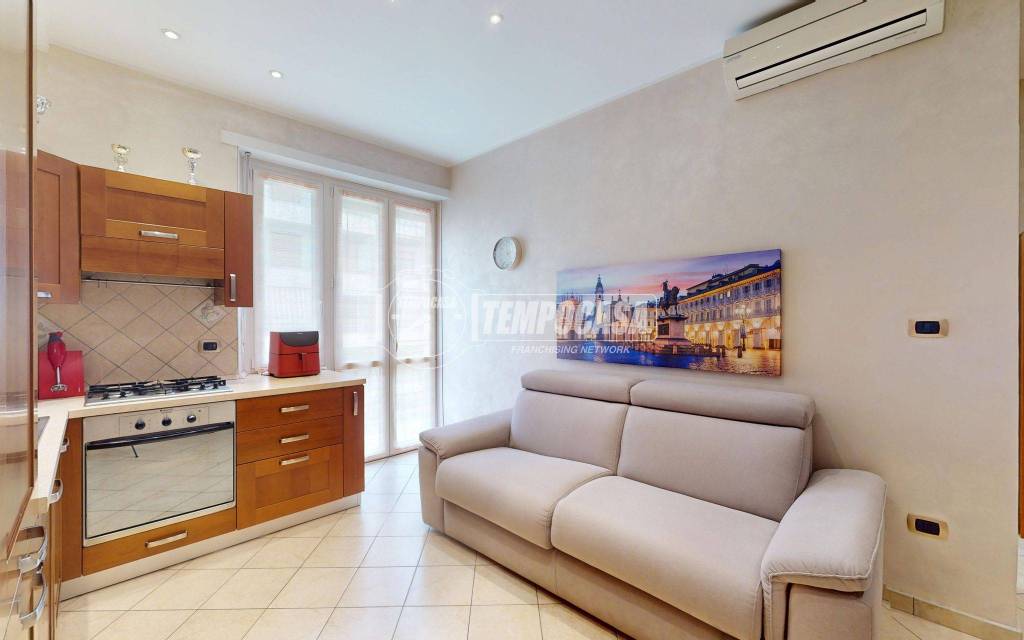appartamento in vendita a Torino in zona Santa Rita