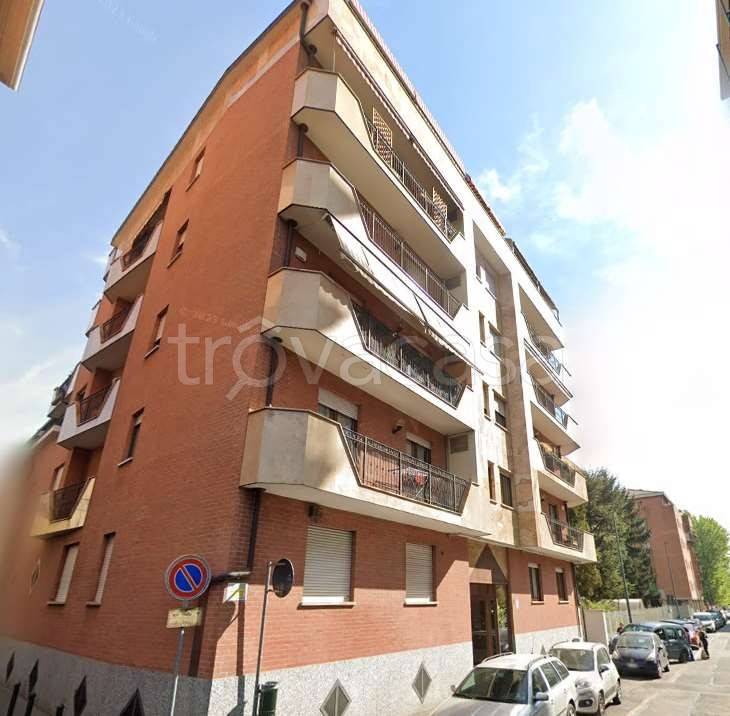 appartamento in vendita a Torino in zona Cit Turin