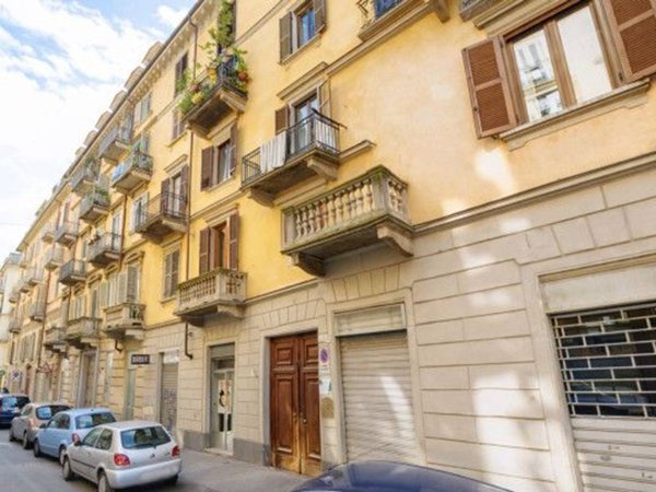 appartamento in vendita a Torino in zona Crocetta