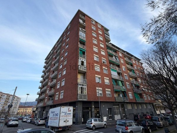 appartamento in vendita a Torino in zona Mirafiori Sud