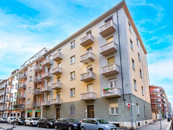 appartamento in vendita a Torino in zona Parella