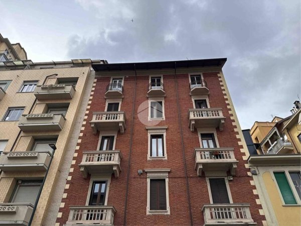 appartamento in vendita a Torino in zona Cit Turin