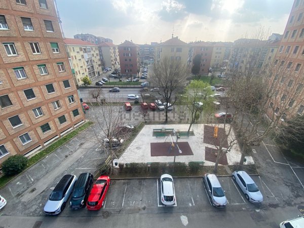 appartamento in vendita a Torino in zona Borgata Vittoria