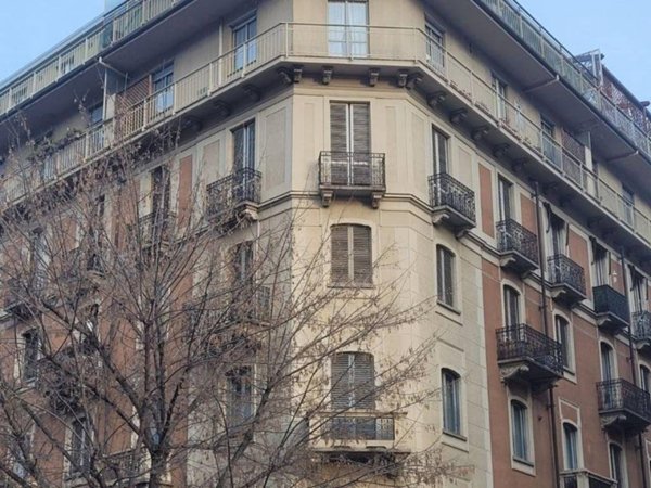 appartamento in vendita a Torino in zona Crocetta