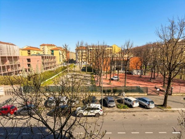 appartamento in vendita a Torino in zona Lingotto