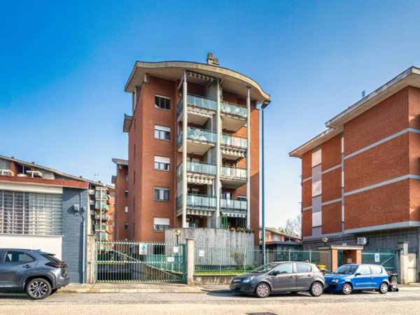 appartamento in vendita a Torino in zona Vallette