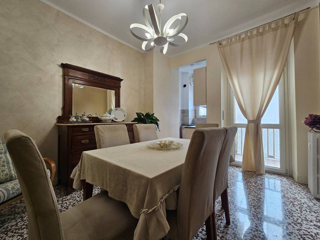 appartamento in vendita a Torino in zona Vallette