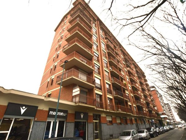appartamento in vendita a Torino in zona Parella