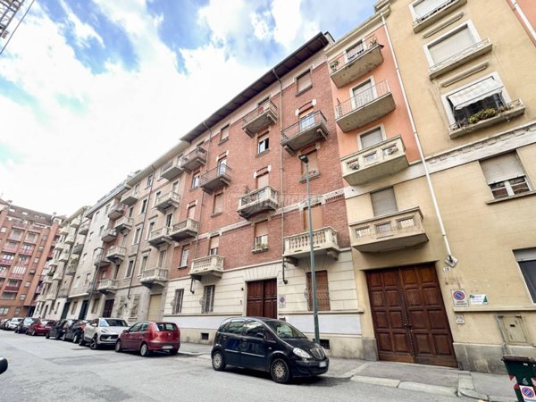 appartamento in vendita a Torino in zona Santa Rita