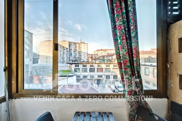 appartamento in vendita a Torino in zona Borgata Vittoria