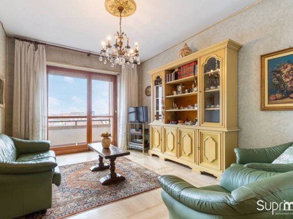 appartamento in vendita a Torino in zona Aurora