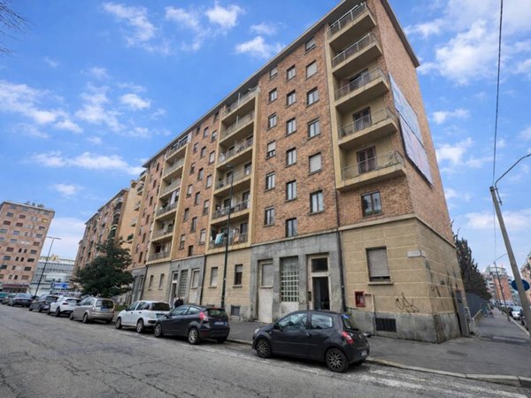 appartamento in vendita a Torino in zona Lingotto