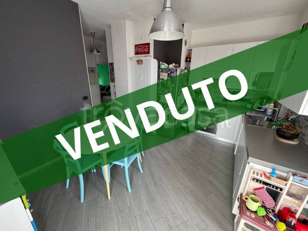 appartamento in vendita a Torino in zona Millefonti