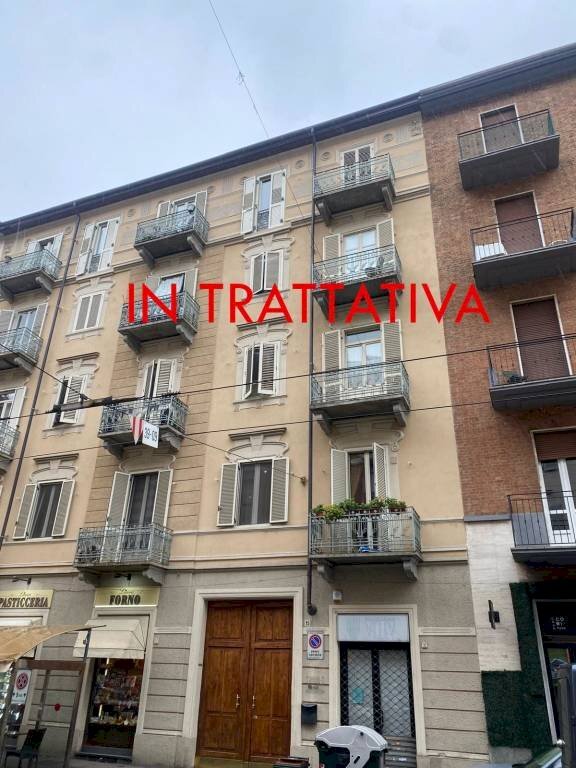 appartamento in vendita a Torino in zona Cenisia