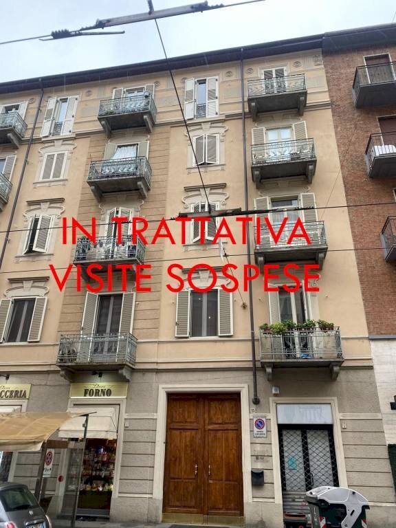 appartamento in vendita a Torino in zona Cenisia