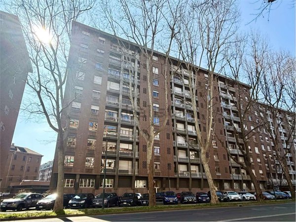 appartamento in vendita a Torino in zona Cenisia